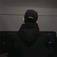 你如蝼蚁仰望天神zm