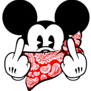 MICKEY DE PATINETE