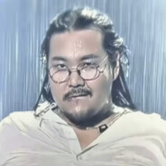 昏黄的路灯照不亮整条街