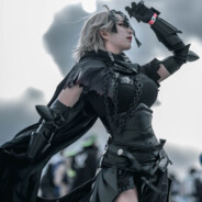 驼背泥沼的孤儿村村长