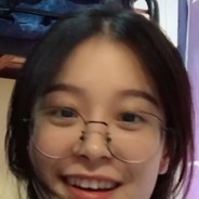 她和德善都是短发