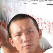 中国保安队扛起枪来就