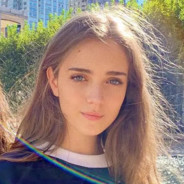 阳光彩虹小尼哥