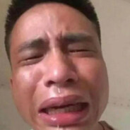 11岁稚嫩少年爱玩大狙