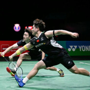 孤独的圆锥曲线