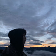 我可以坐下了吗