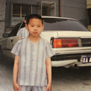 愤怒的扣了下鼻屎