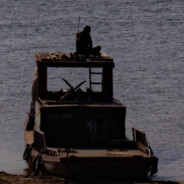 中华民族大团结万岁