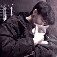 特鲁看住小玉老爹要拉个大电