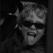 𔑸 rocking kid 𔑸 avatarı