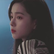 一個白給少年吖