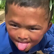 严辉村第一突破手--范小勤