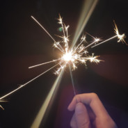 风吹草低见牛羊