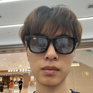 江毅爱玩大喇叭