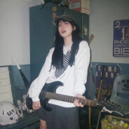 世人皆爱米彩，而我独