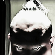 穿黑色毛衣，做完美人妻