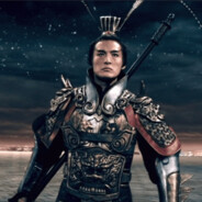 头戴三叉束发紫金冠