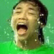 蛇在屋外，她说蛇在里