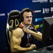 Teemu Pasha biceps