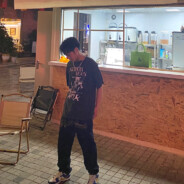 还可以送你花嘛