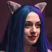 синеволосая твар