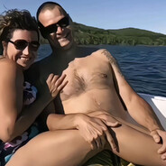 操场上最嫩的女孩