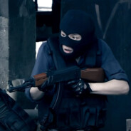 头戴三叉束发紫金冠坐下嘶风赤兔马吕小布是也