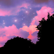 抬头望着雾霾的天