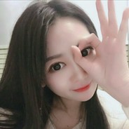 吧唧一口大草莓🍓