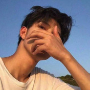 塑料落到了木地板上