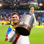 ¨la pelota no se mancha¨