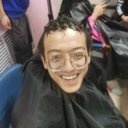 你的侧颜不如我的痞颜