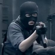 手持方天画戟之吕小布