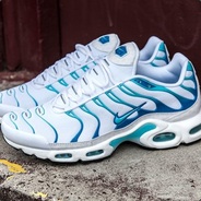 ESHAYZ GABBER KING -defqon lads