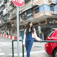 对面的孤儿球你转吧