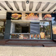 La Falafel