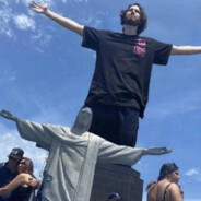 时刻跟随党的步伐