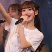 喵梦吞食黄瓜睦