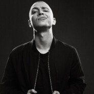 Водитель по губам