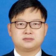 李飞云他爸是小偷