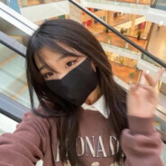 I go to school by bus