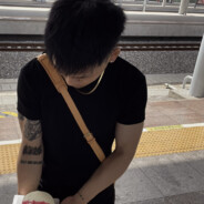 谢傲龙不会爆头