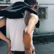 同一片海我可以看上百次爱你也是