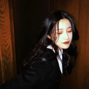 神君举杯邀酒敬孤独