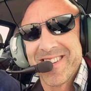 传奇机长肘巴扬