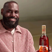 双手一摊勒布朗詹