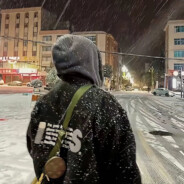 大英警察进小学了