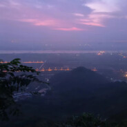 雨夜带刀不带伞