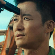 你不该拿枪指着战狼