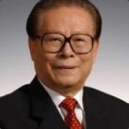 叫我小江就可以了。